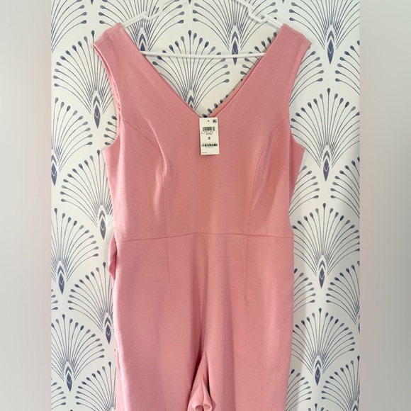 INC International Concepts Barbie Pink V-Neck Jumpsuit Tie Waist size 8 women’s - Picture 7 of 8